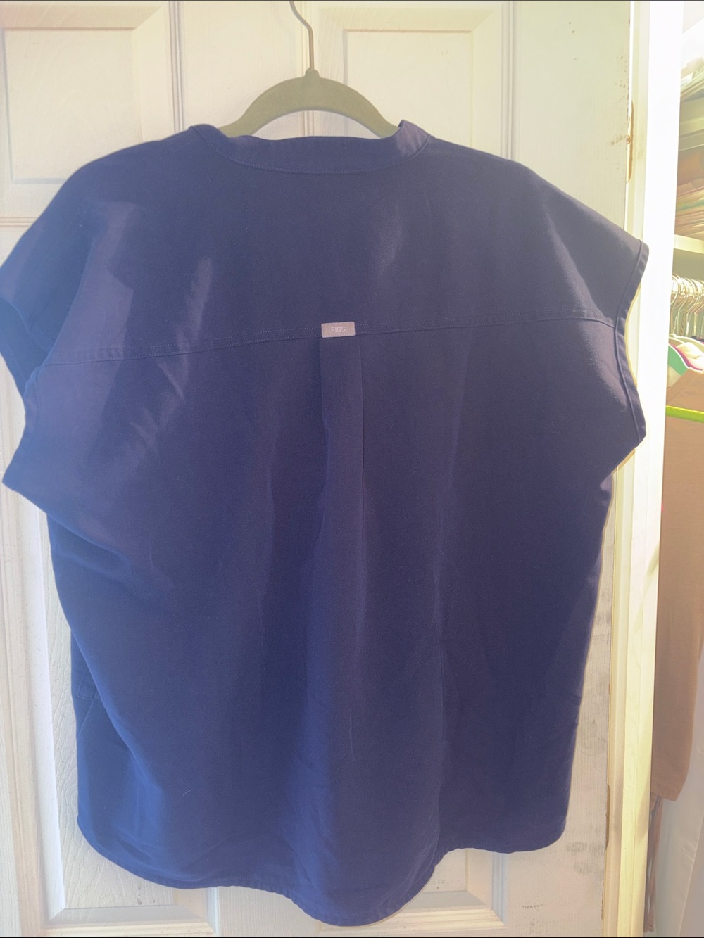 Figs Scrub Top - Picture 3 of 3